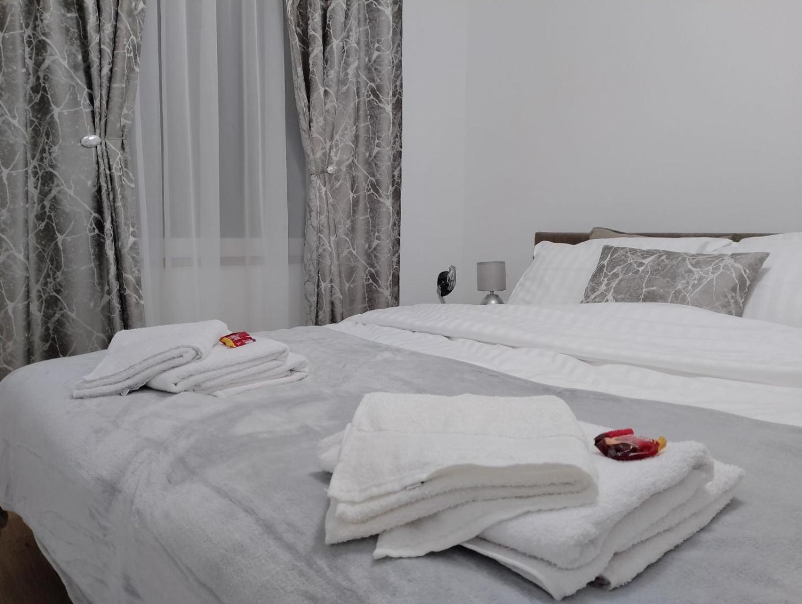 Apartman Dve Lipe Palic Exterior photo