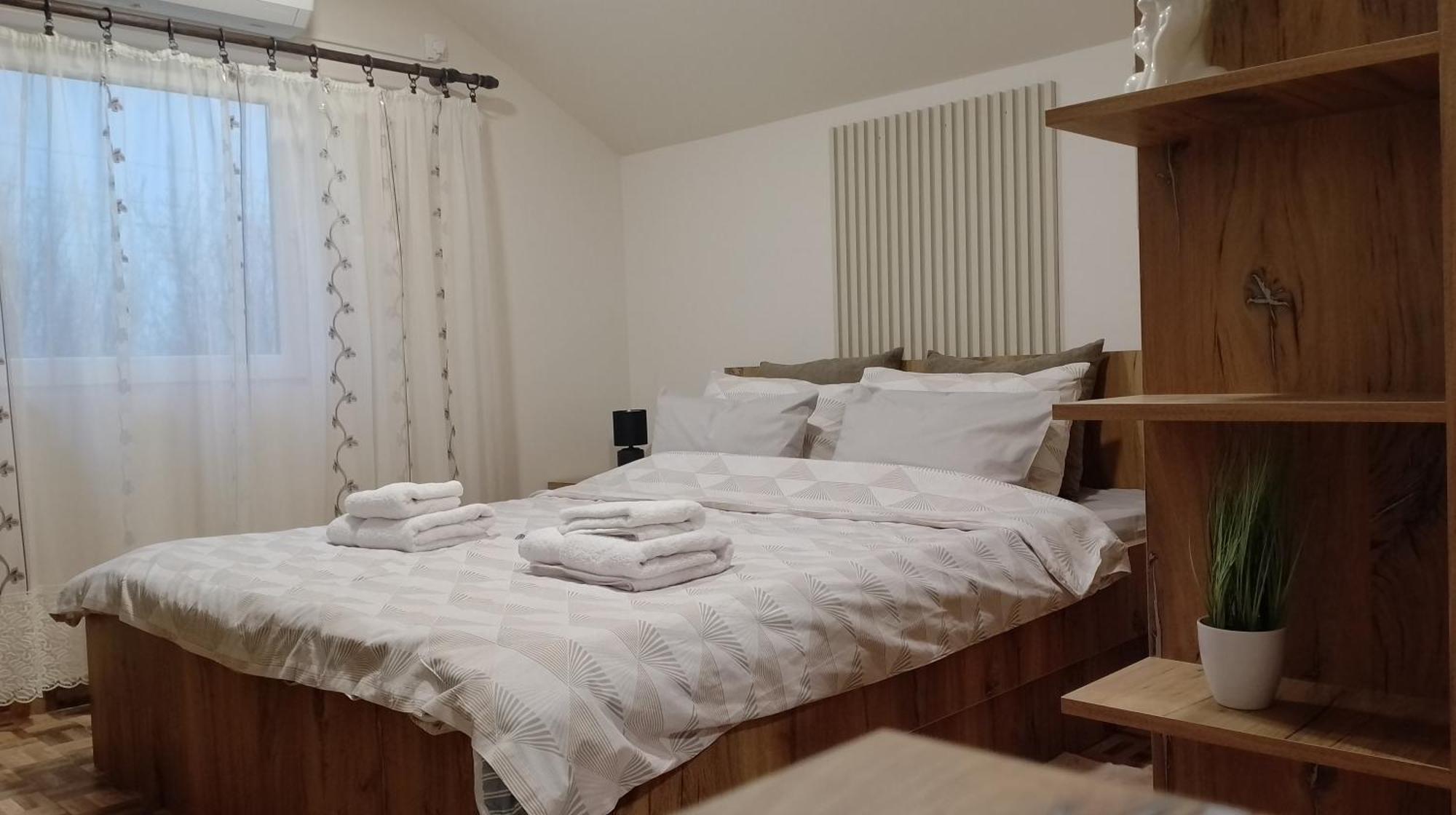 Apartman Dve Lipe Palic Exterior photo